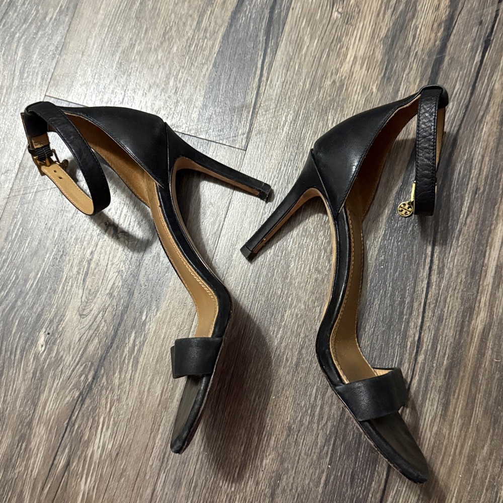 Tory Burch | Black Leather Heels size 5 - Picture 4 of 6